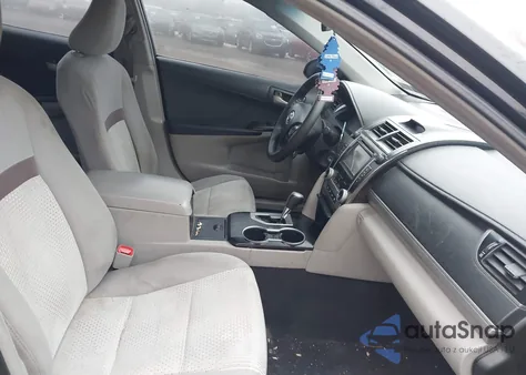 2012 Toyota Camry Le z USA, uszkodzony, nr VIN 4T4BF1FK1CR195904